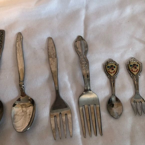Vintage collectable mini spoons - Picture 4 of 12